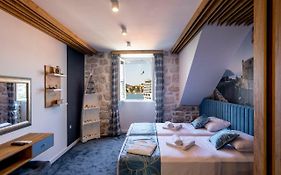 Apartments And Rooms Villa Naida